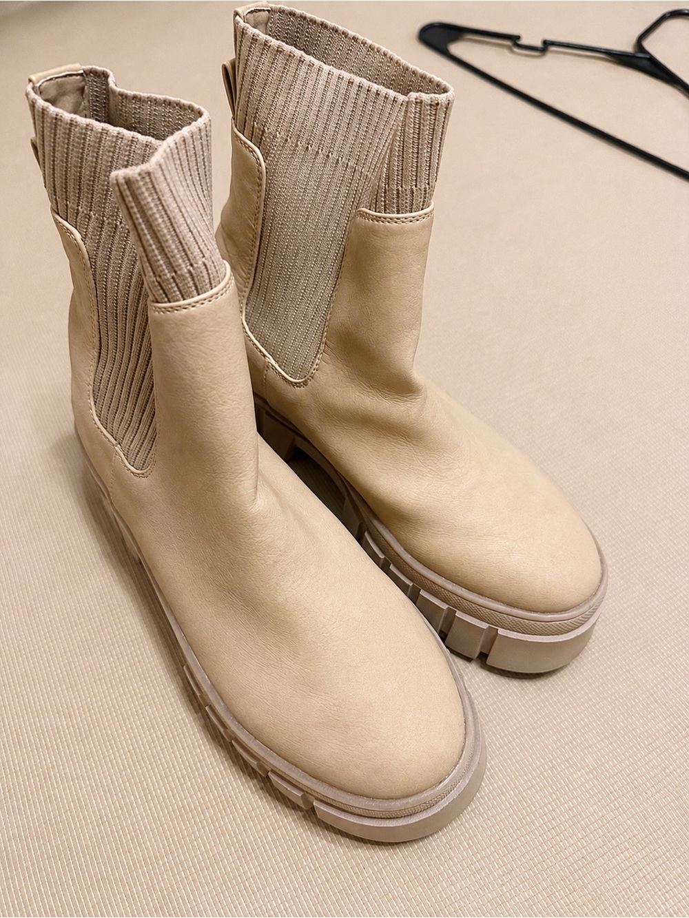 Dolce Vita Tan Ribbed Chelsea Platform Ankle Boots